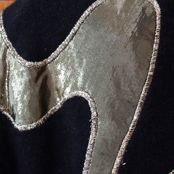 Outlander Vintage Black Metallic Gold Swirl Abstract Wool Angora Sweater - Picture 6 of 15